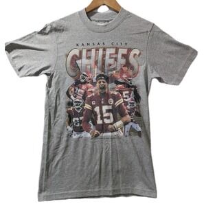 Kansas City Chiefs Patrick Mahomes 15 Graphic Tee Gray T-Shirt Game Changer S